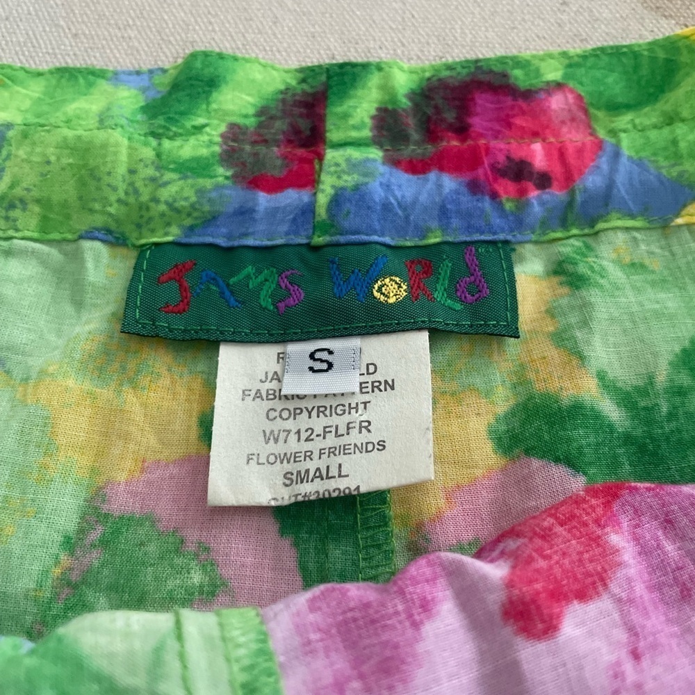 JAMS WORLD FLOWER FRIENDS Vibrant Floral Cropped Pants Size Small - Picture 3 of 10